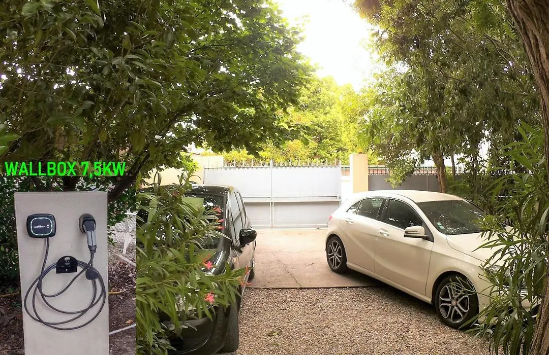 La Villa Carcassonne, piscine chauffée, Cité à 600m, Clim, Parking, Borne VE-1