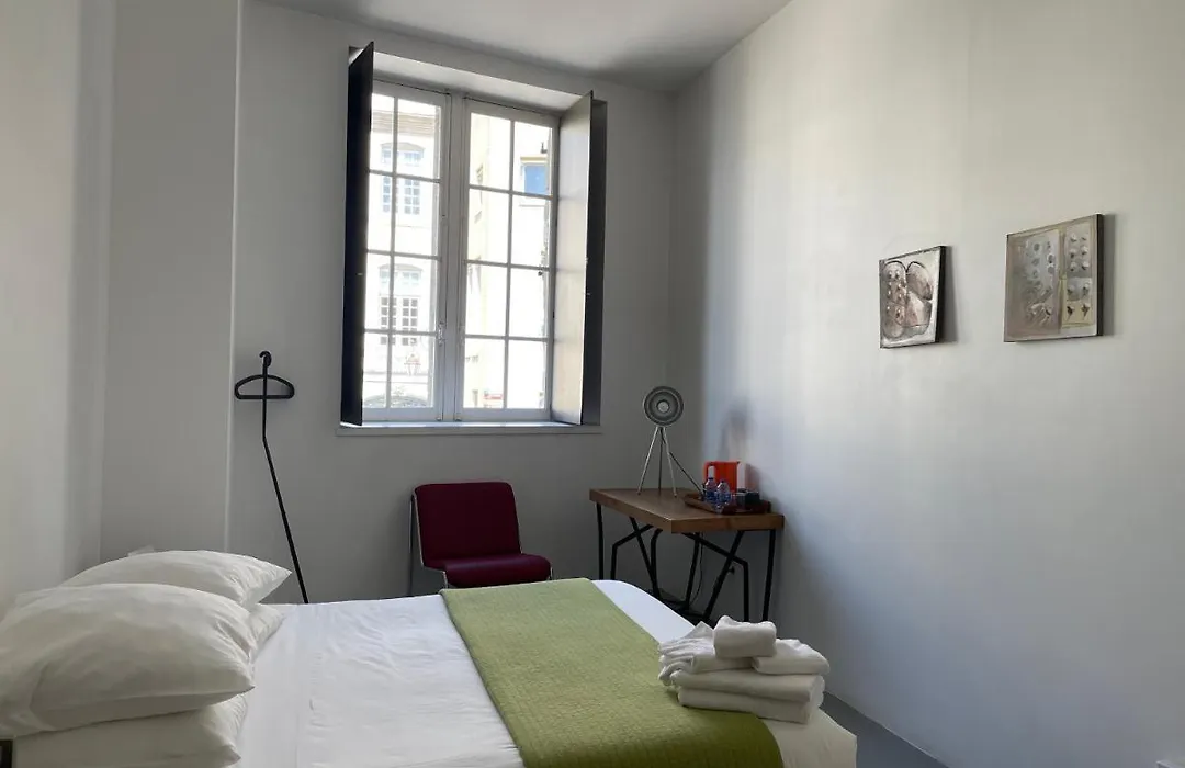 B&B Bloc G-1